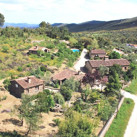 Rural Farmhouse In Valencia De Alc Ntara With Pool Сasa de vacaciones
